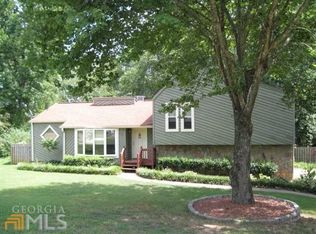 132 Pioneer Dr, Woodstock, GA