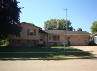705 W Spring St, Waupun, WI 53963