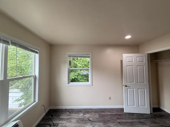 525 Sprague Ave, Kalamazoo, MI