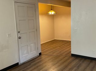 959 Minnewawa Ave APT 102, Clovis, CA