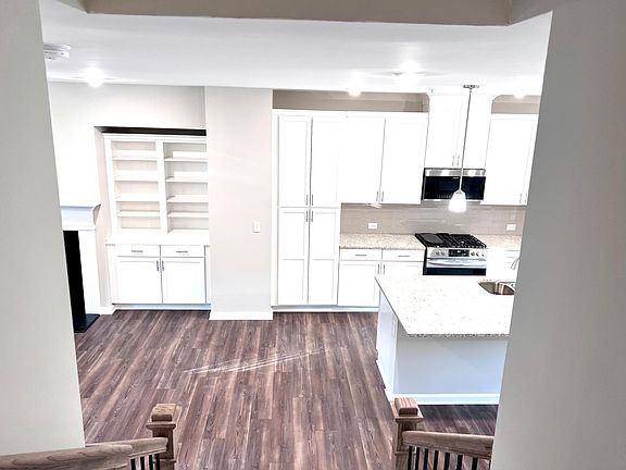 2nd image of 741 Brecklin Ln