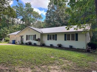 393 W Hickory Hills Dr, Havana, IL