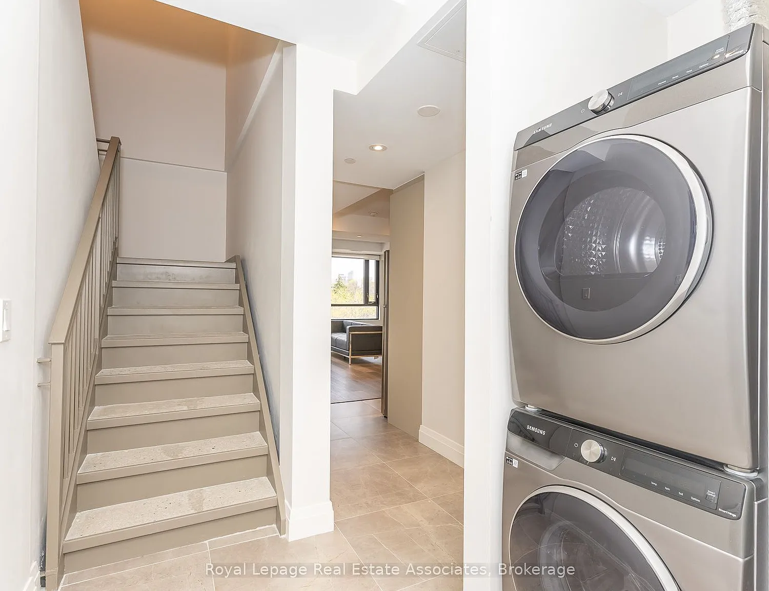 3 bed, $4,600 — Photo 4