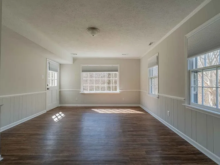 123 Temple Cir — Photo 27