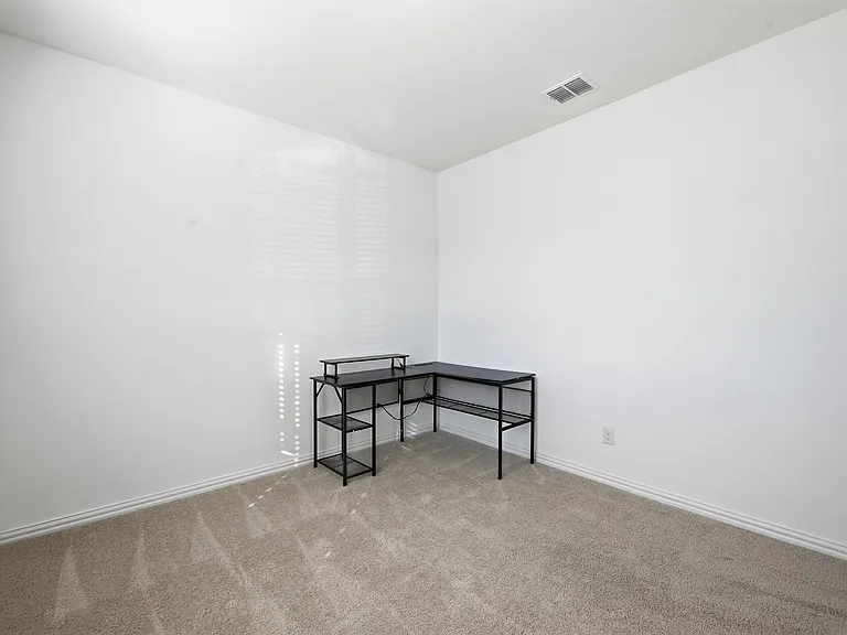 216 Post Oak St — Photo 24