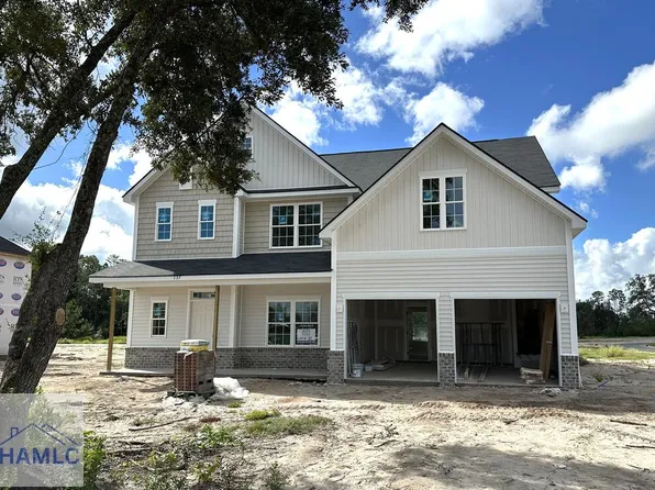 137 Honeycomb Loop SE, Allenhurst, GA 31301