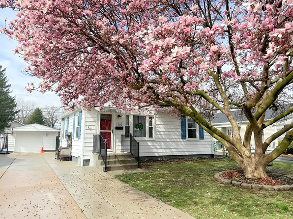 1202 Rosner Dr, Indianapolis, IN 46224