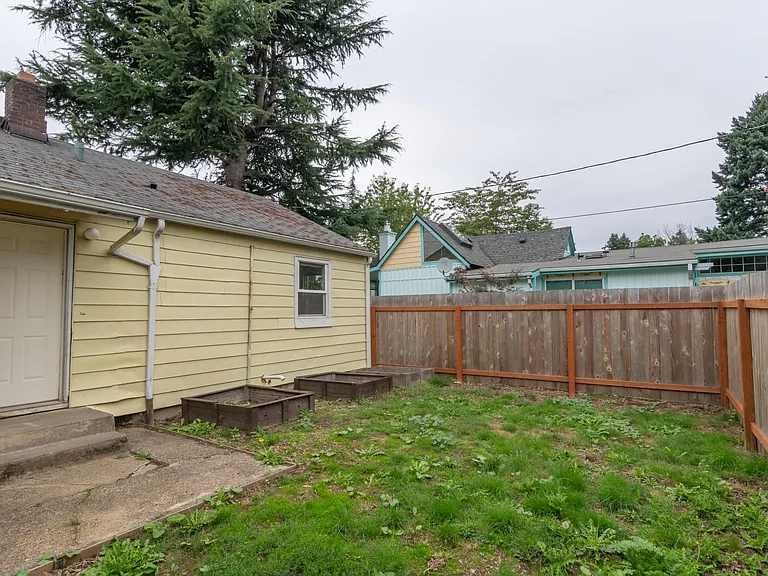 9572 N Calhoun Ave #A — Photo 15