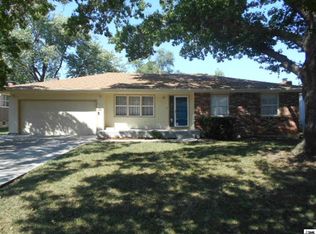 1812 SW 29th Ter, Topeka, KS 66611