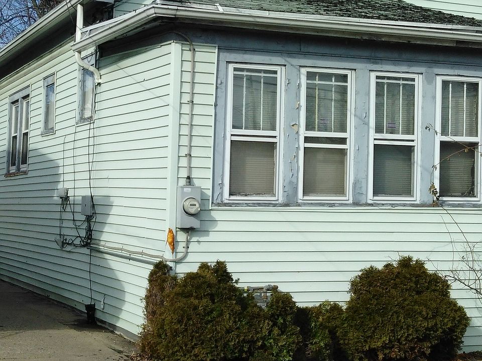2nd image of 228 Olympic Ave