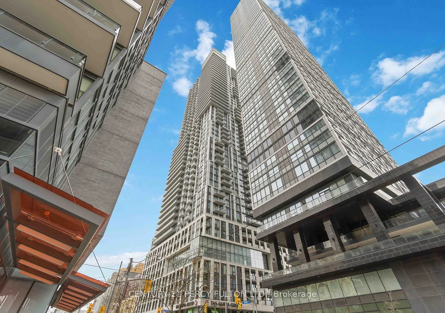 2 bed, $2,098 — Photo 1