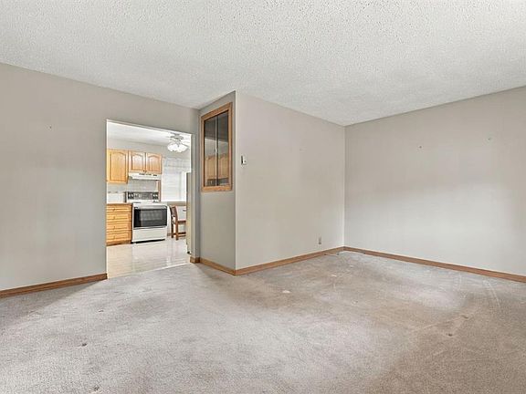3rd image of 2315 N 22nd Ave SW