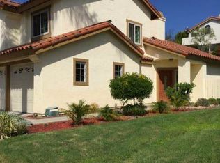 1554 Mallorca Dr, Vista, CA 92081