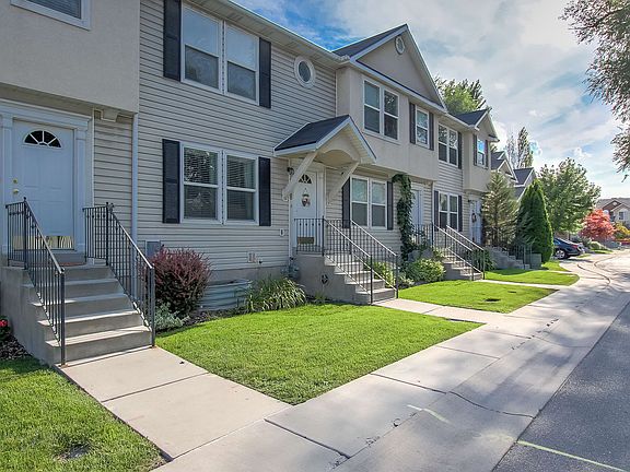 5th image of 878 E Forest Ct