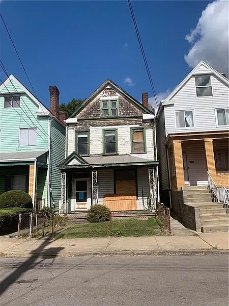 5345 Broad St photo 1