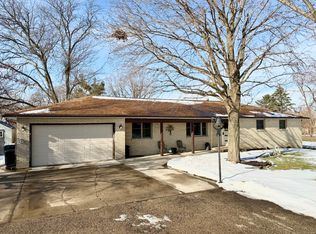 1011 Parks Ln, Ottawa, IL