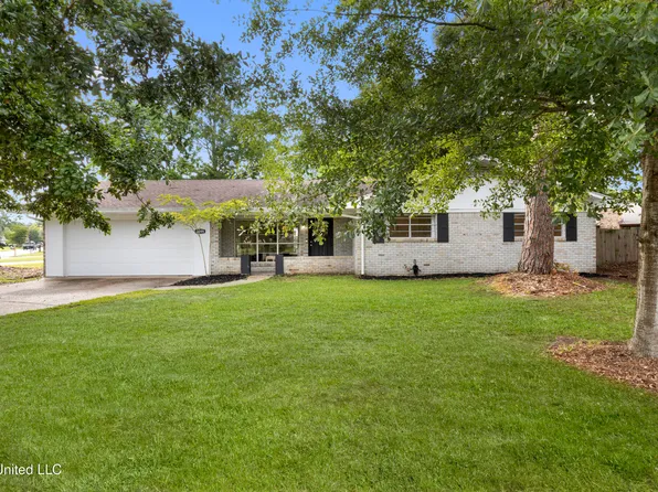 2099 Rustwood Dr, Biloxi, MS 39532