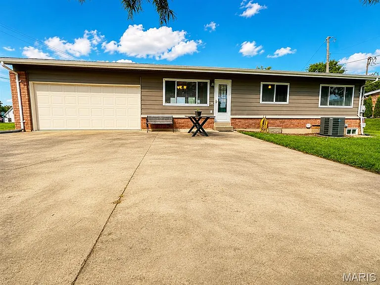 15362 Clayton Rd — Photo 12
