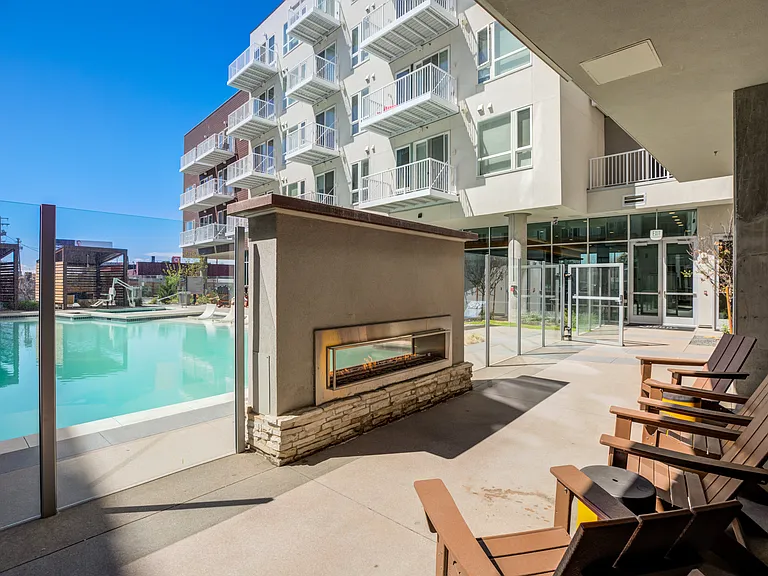Deco Apartments — Photo 7