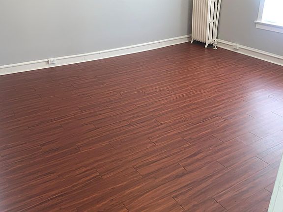 5th image of 902 S Fawcett Ave #29