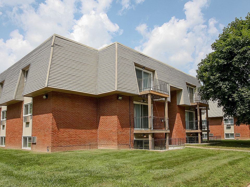 Wade Manor Apartments