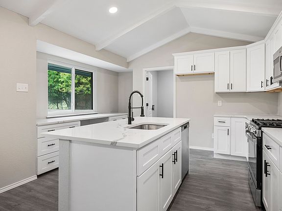5th image of 5616 McQueen Pl