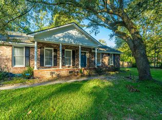 114 Retriever Ln, Summerville, SC 29485