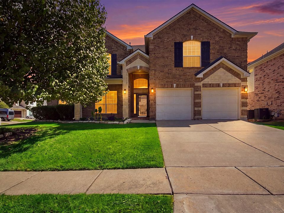 1st image of 4806 Fitzgerald Dr