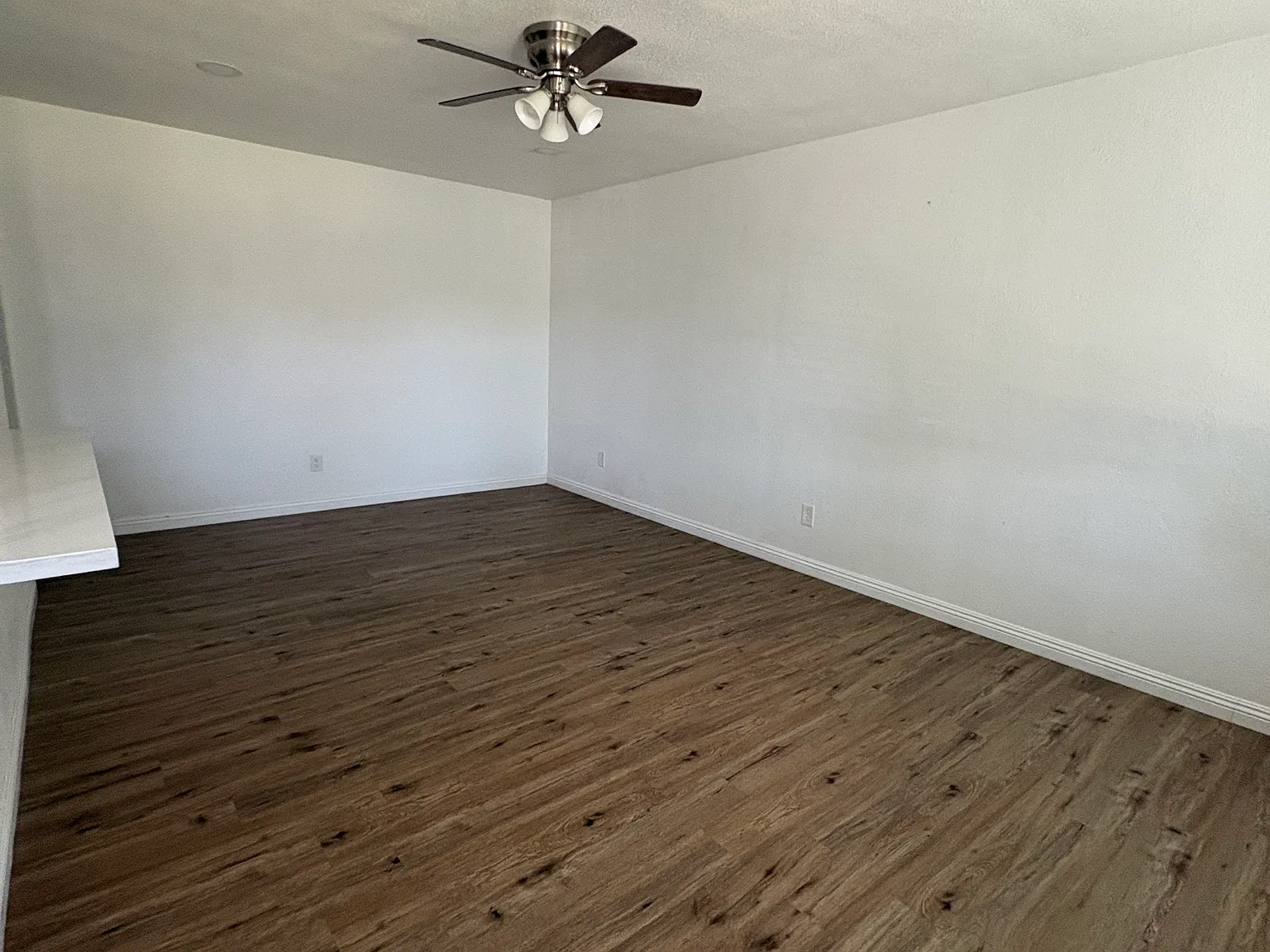 2 bed, 1062 sqft, $1,800 — Photo 3