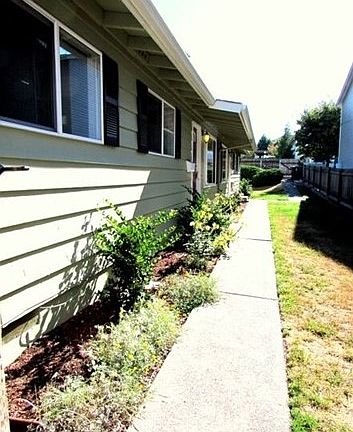 4th image of 4534 S Warner St