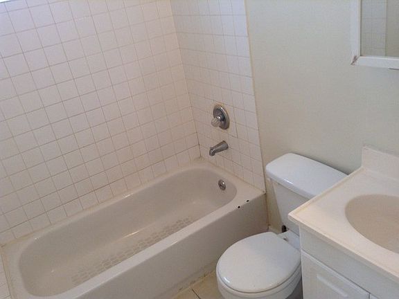 5th image of 115 S Kilbourn Ave #2
