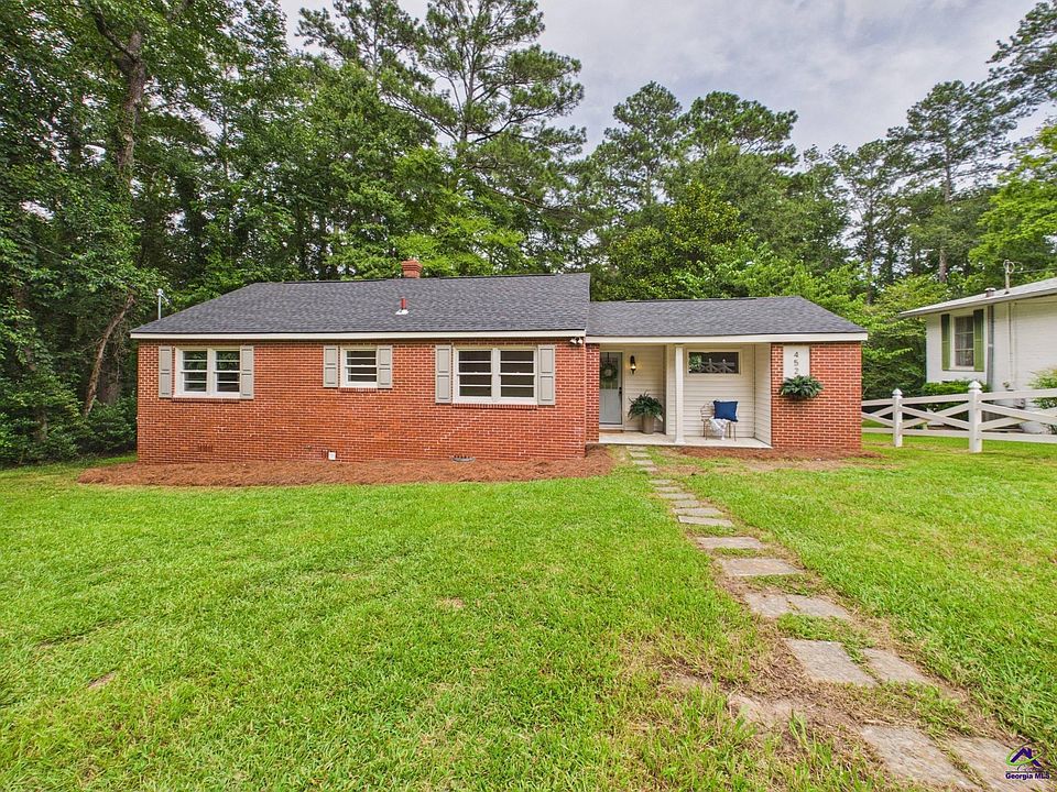 1st image of 452 W Buford Rd