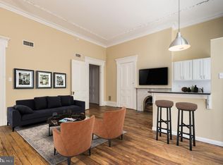 1717 Spruce St APT 2F, Philadelphia, PA 19103