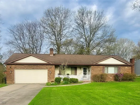 148 Apple Dr, Wadsworth, OH 44281