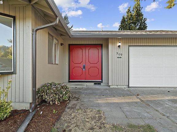 4th image of 509 E Pinehurst Dr
