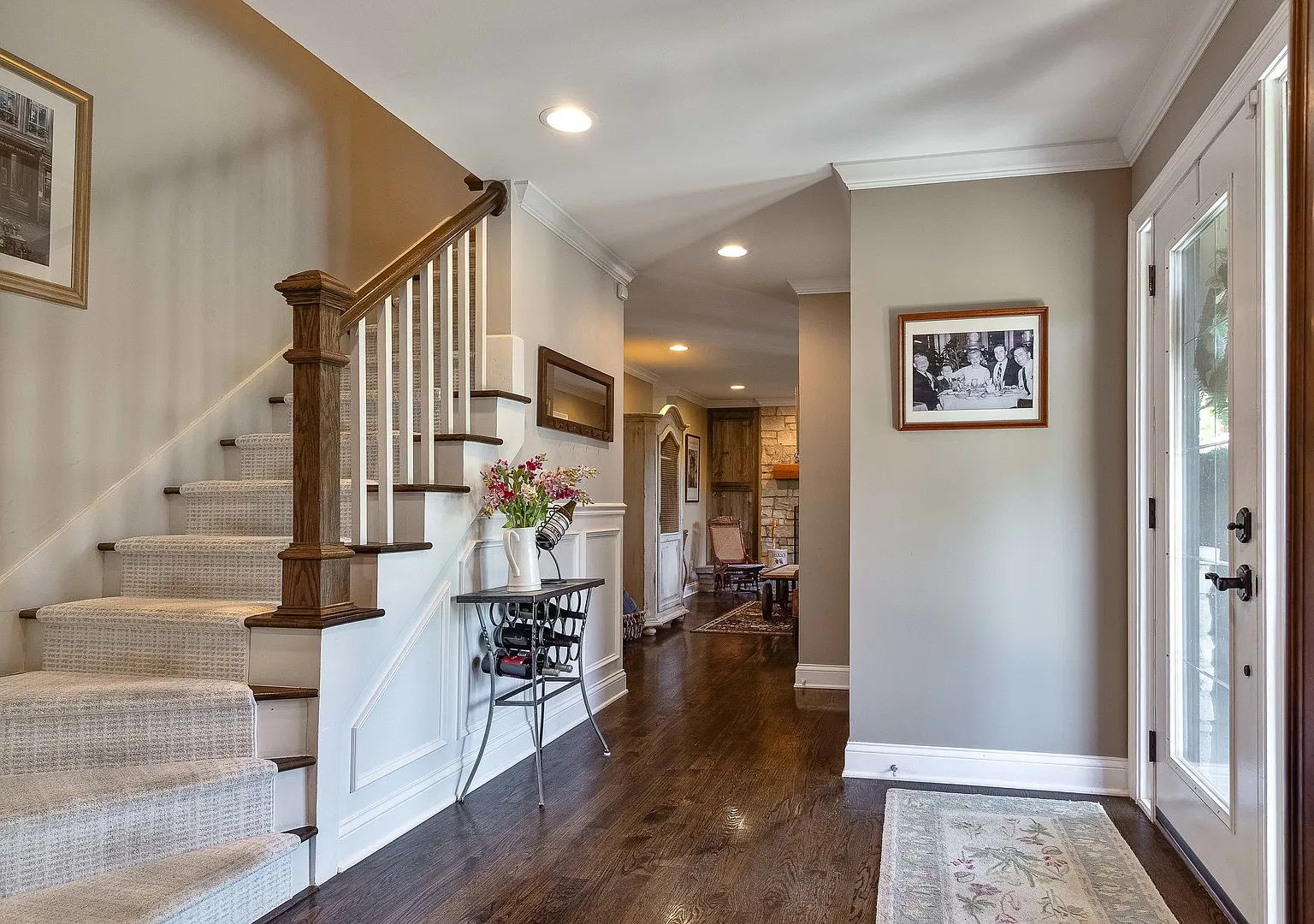 4 bed, 6.0 bath, 3464 sqft, $7,500 — Photo 2