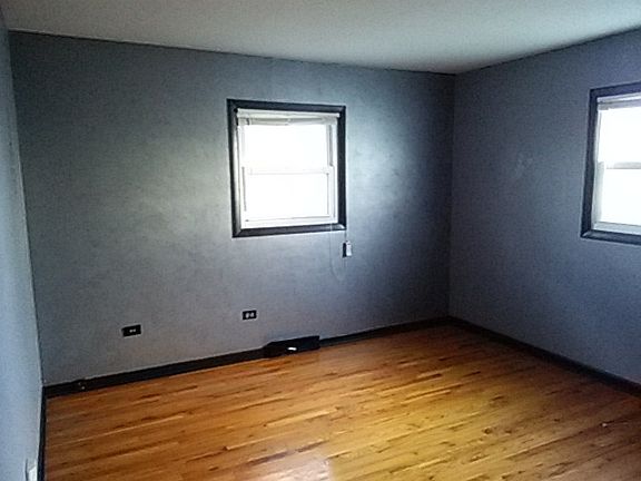 5th image of 563 Pinecroft Dr
