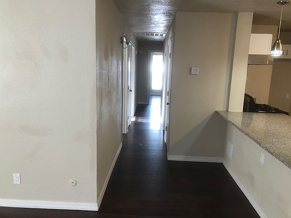 2nd image of 1204 Franciscan Ave