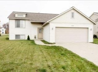 6225 S Lenter Ct SE, Caledonia, MI 49316