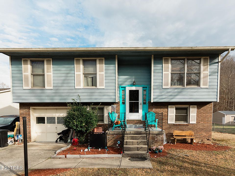 1st image of 140 Wellington Dr