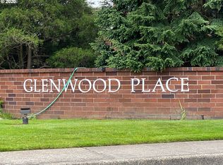 14867 NE Sacramento St, Portland, OR 97230