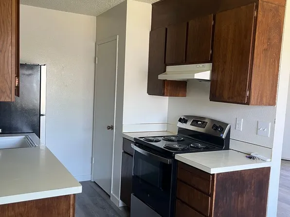 College Place Apartments, 441-459 SE 12th Ave #443, College Place, WA 99324