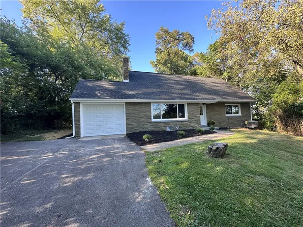 125 Orchard Dr, Penn Hills, PA 15235