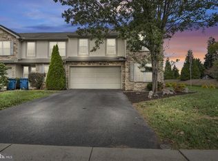 2 Round Ridge Rd, Mechanicsburg, PA 17055