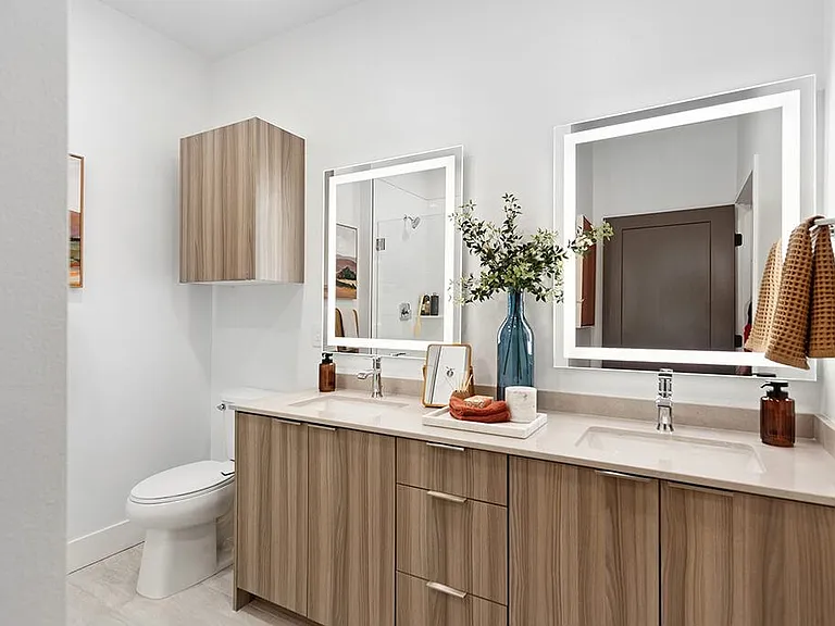 The Brynn Apartments — Photo 18