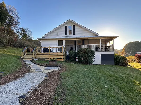 179 Old Helton School Rd, Lansing, NC 28643