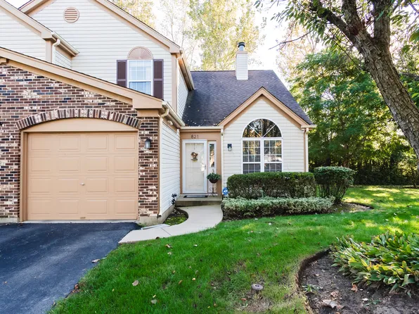 821 E Saratoga Cir, Island Lake, IL 60042
