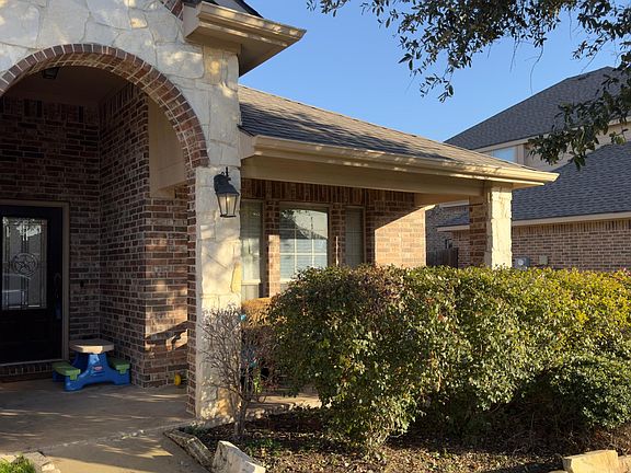 3rd image of 310 San Jacinto Dr