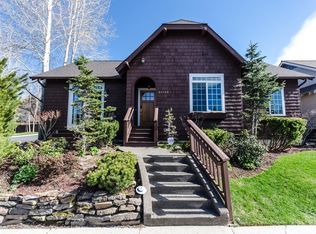 19365 SW Laurelhurst Way, Bend, OR 97702