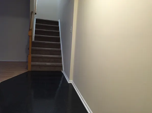 20 Begonia Ct, Sayreville, NJ 08872